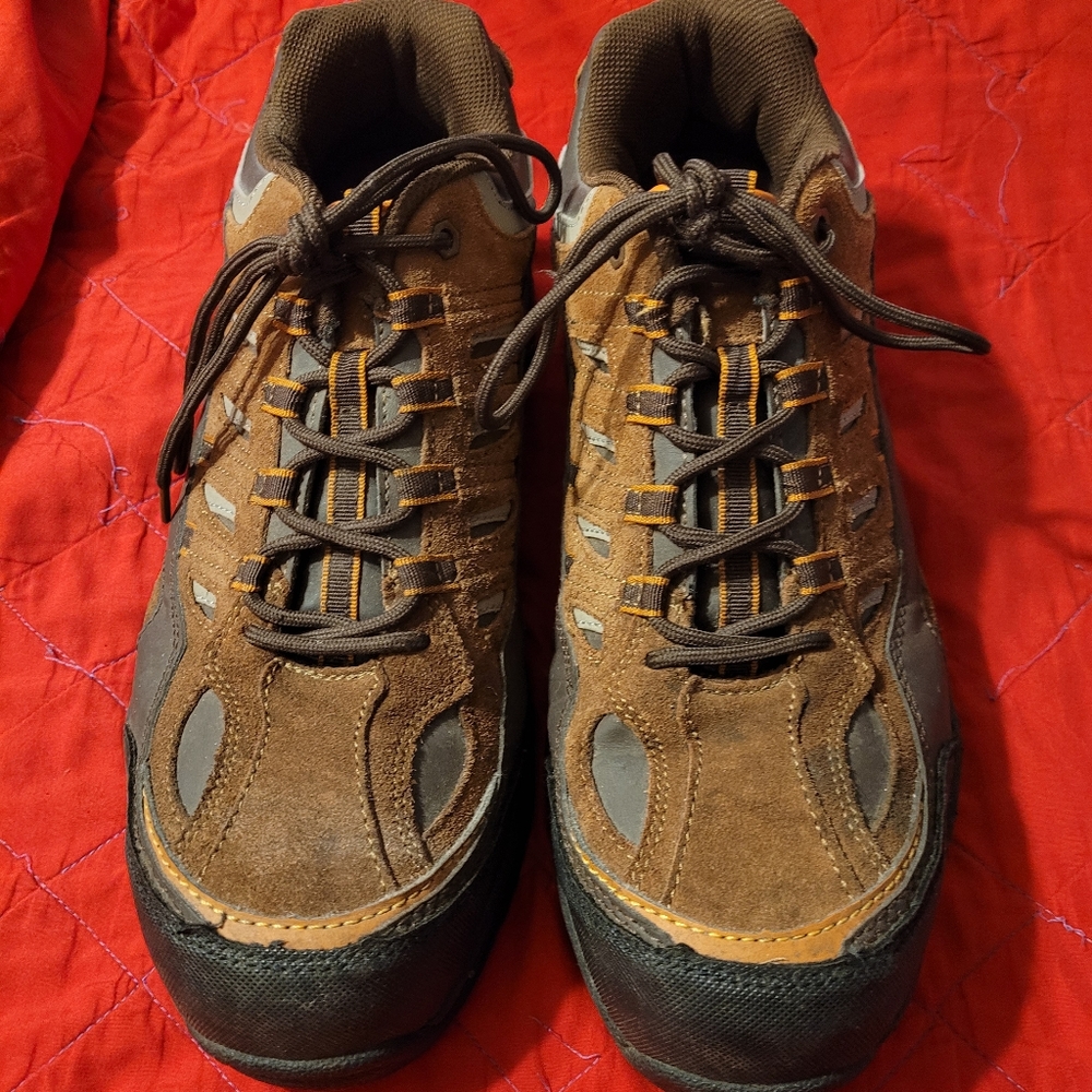 Men's Slip Resistant Low Hiker Boot STEEL TOE